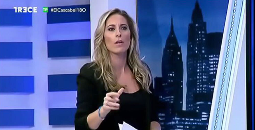 La periodista Mónica González Álvarez en el programa de TV El Cascabel